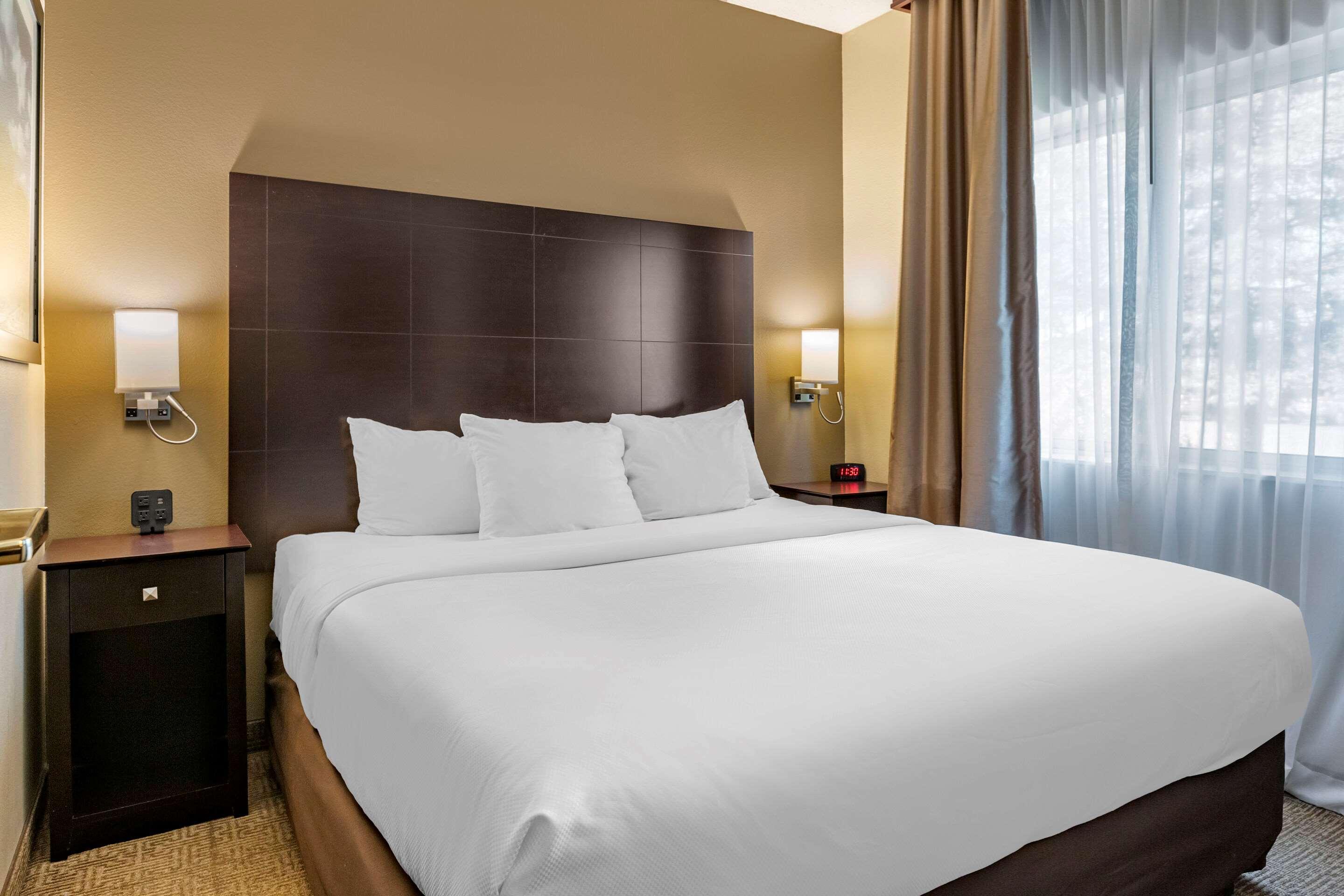 Paw Paw Comfort Inn & Suites מראה חיצוני תמונה