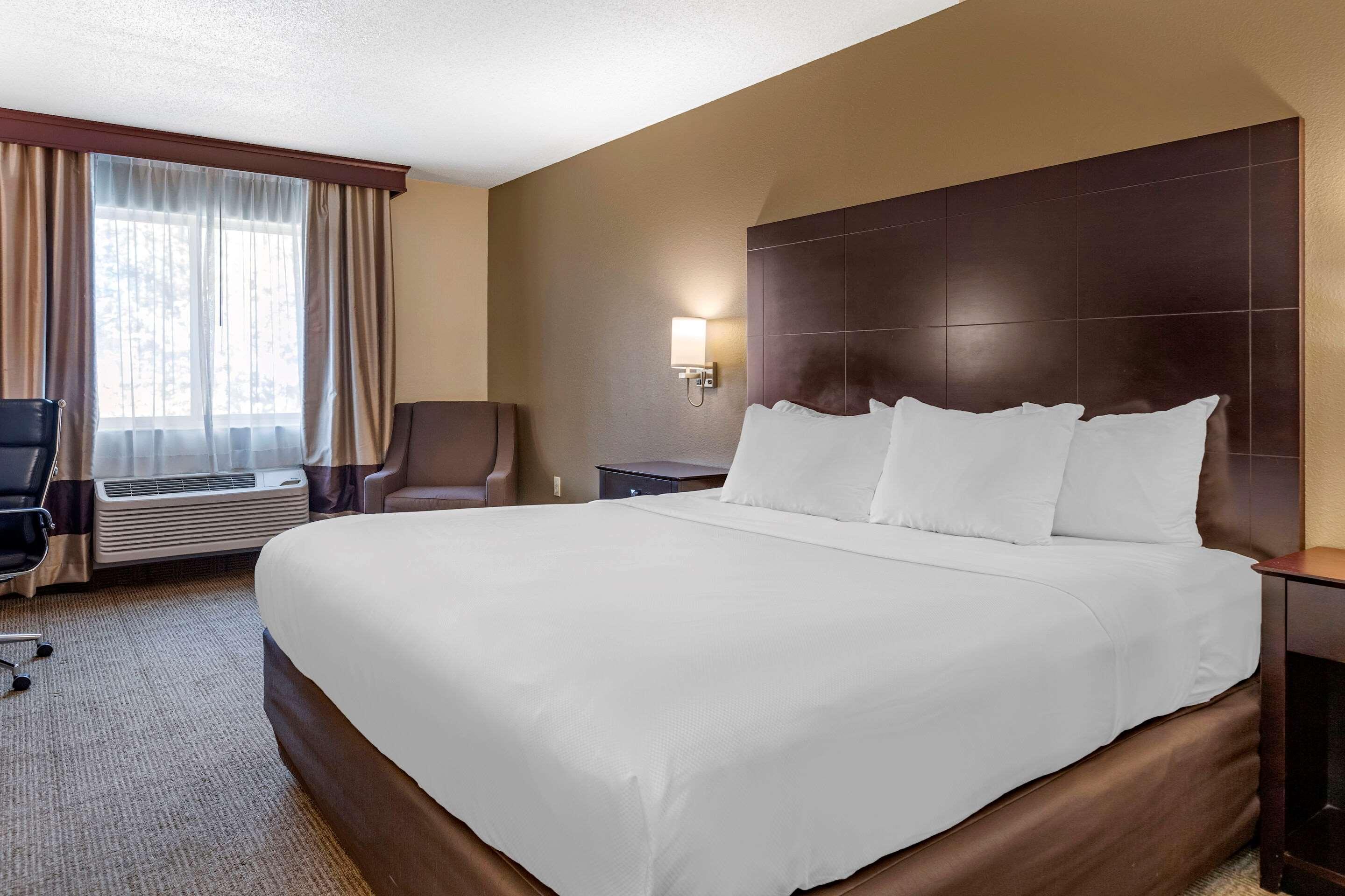 Paw Paw Comfort Inn & Suites מראה חיצוני תמונה