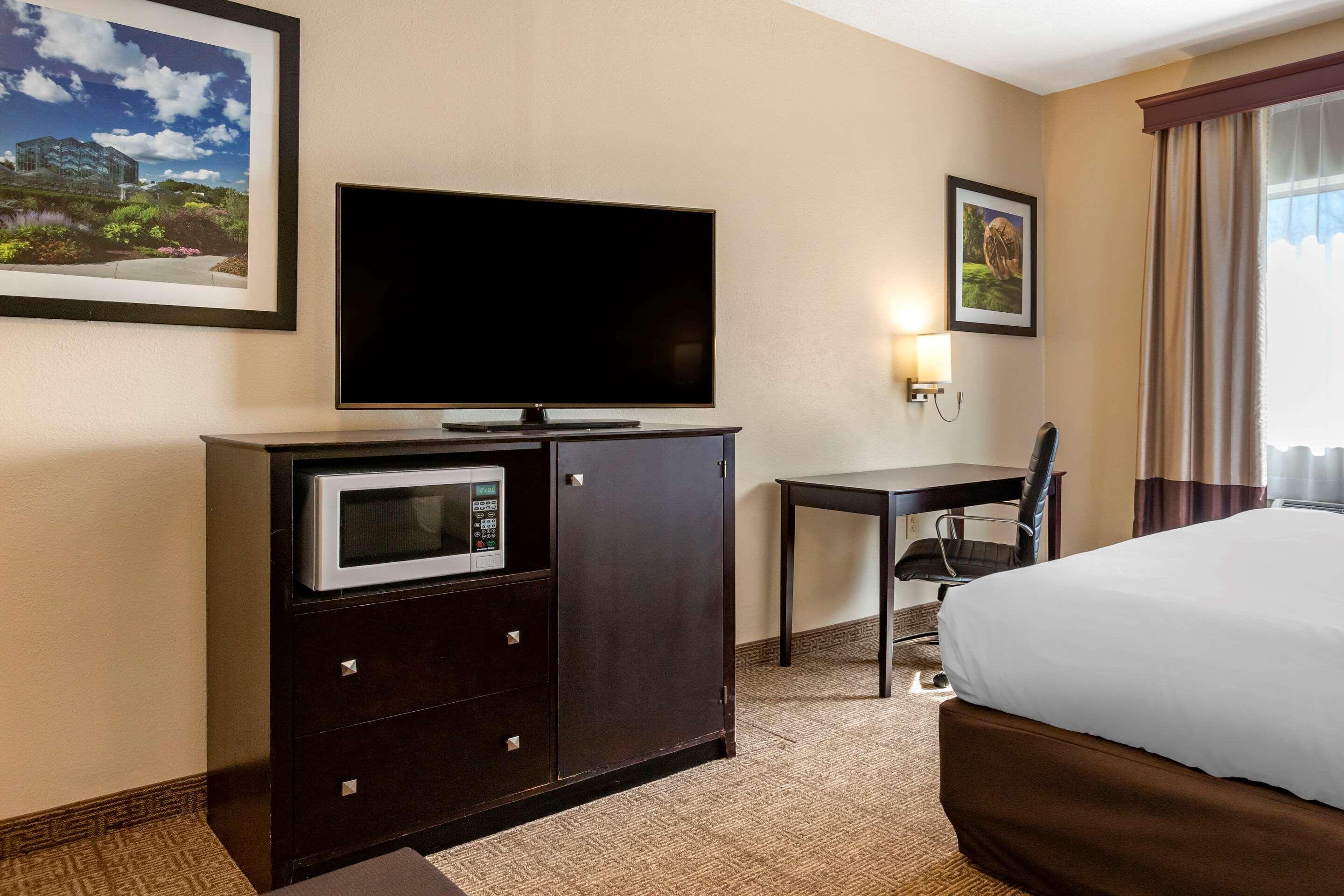 Paw Paw Comfort Inn & Suites מראה חיצוני תמונה