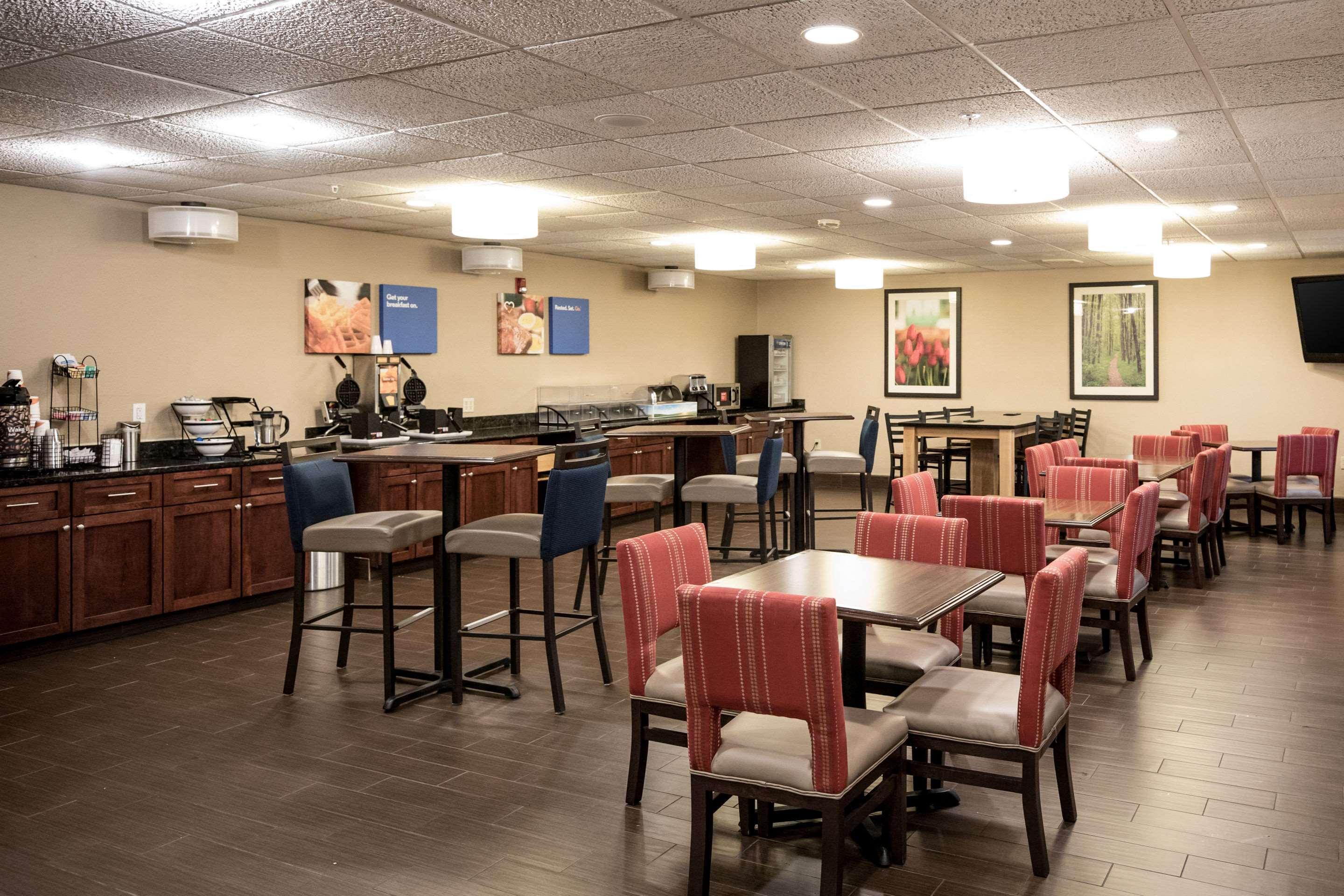 Paw Paw Comfort Inn & Suites מראה חיצוני תמונה