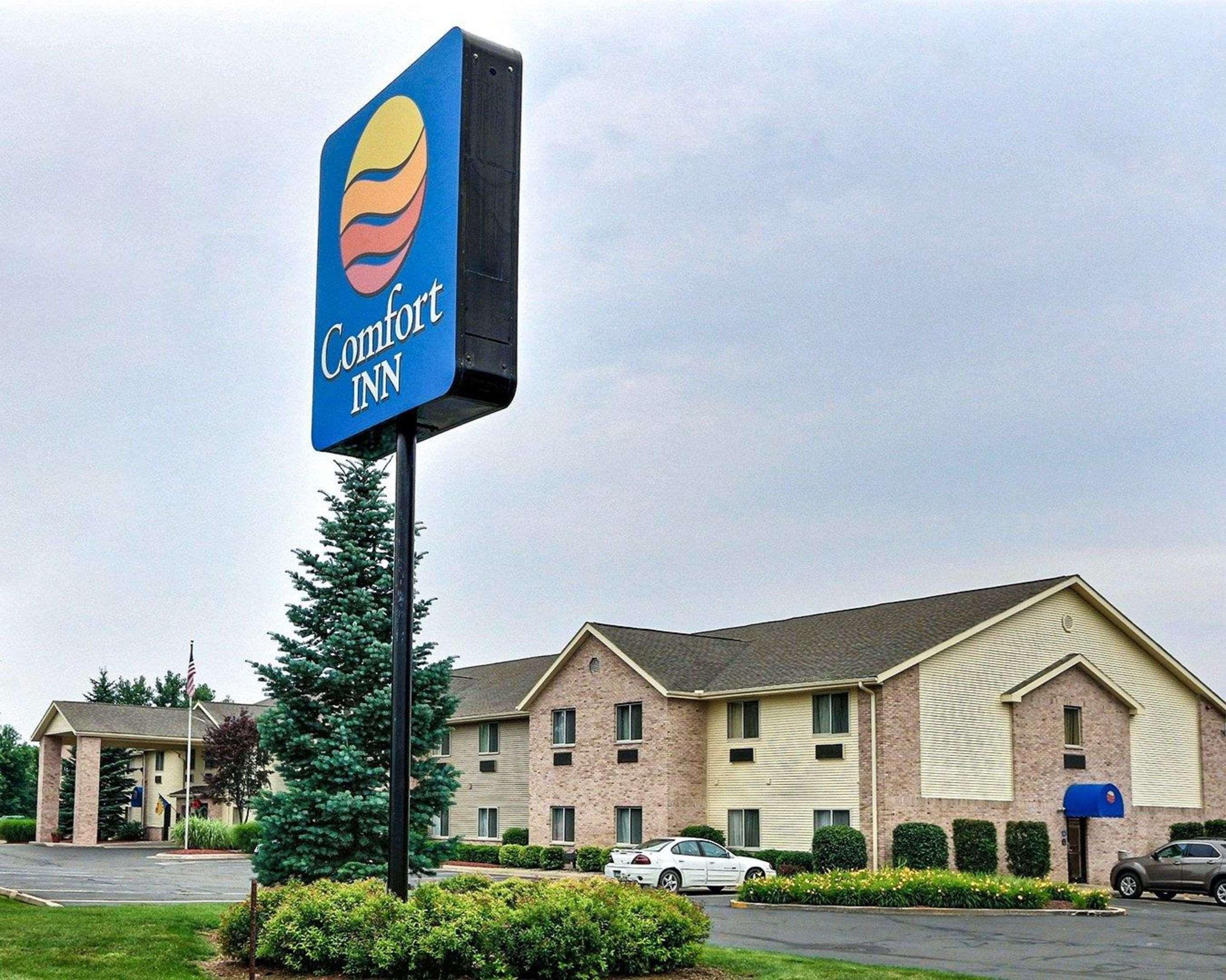 Paw Paw Comfort Inn & Suites מראה חיצוני תמונה