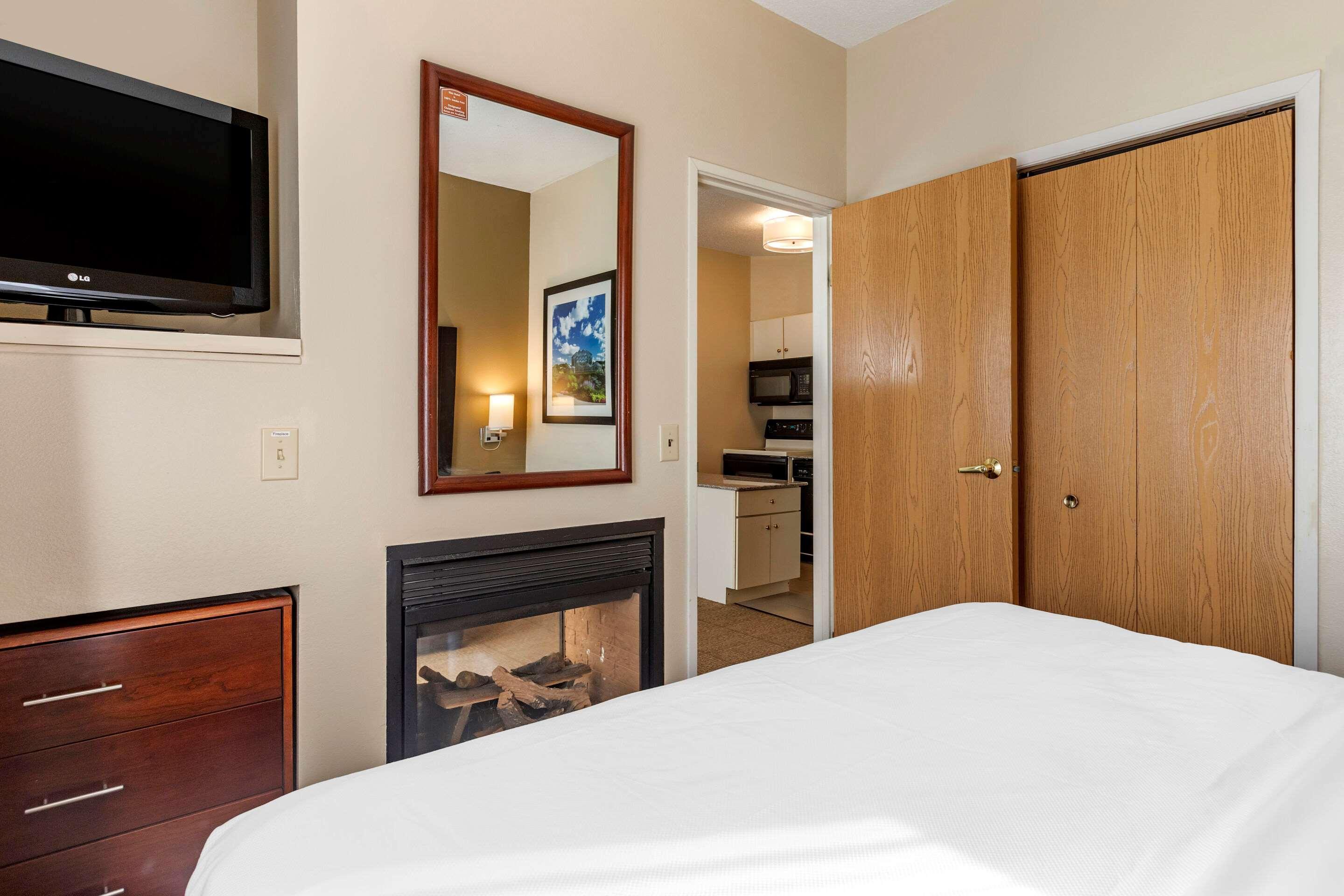 Paw Paw Comfort Inn & Suites מראה חיצוני תמונה