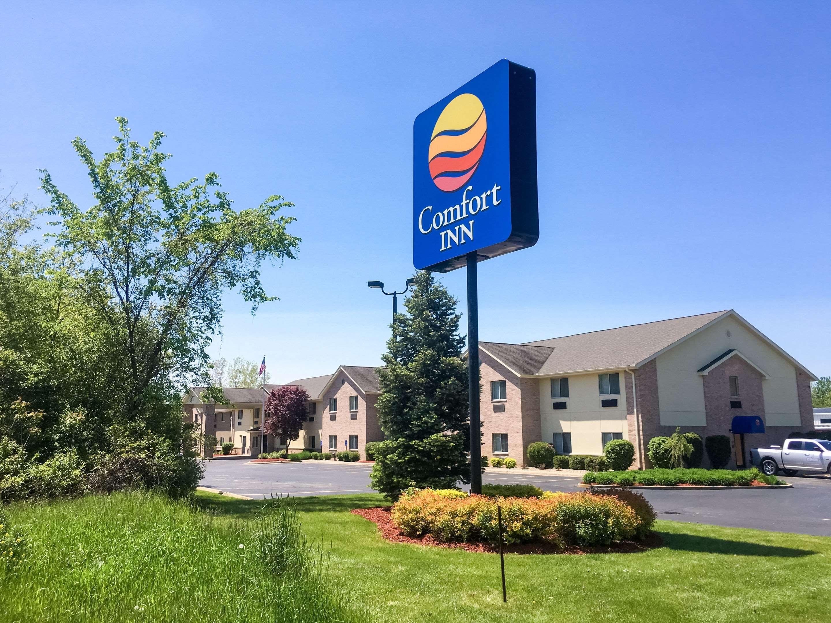 Paw Paw Comfort Inn & Suites מראה חיצוני תמונה