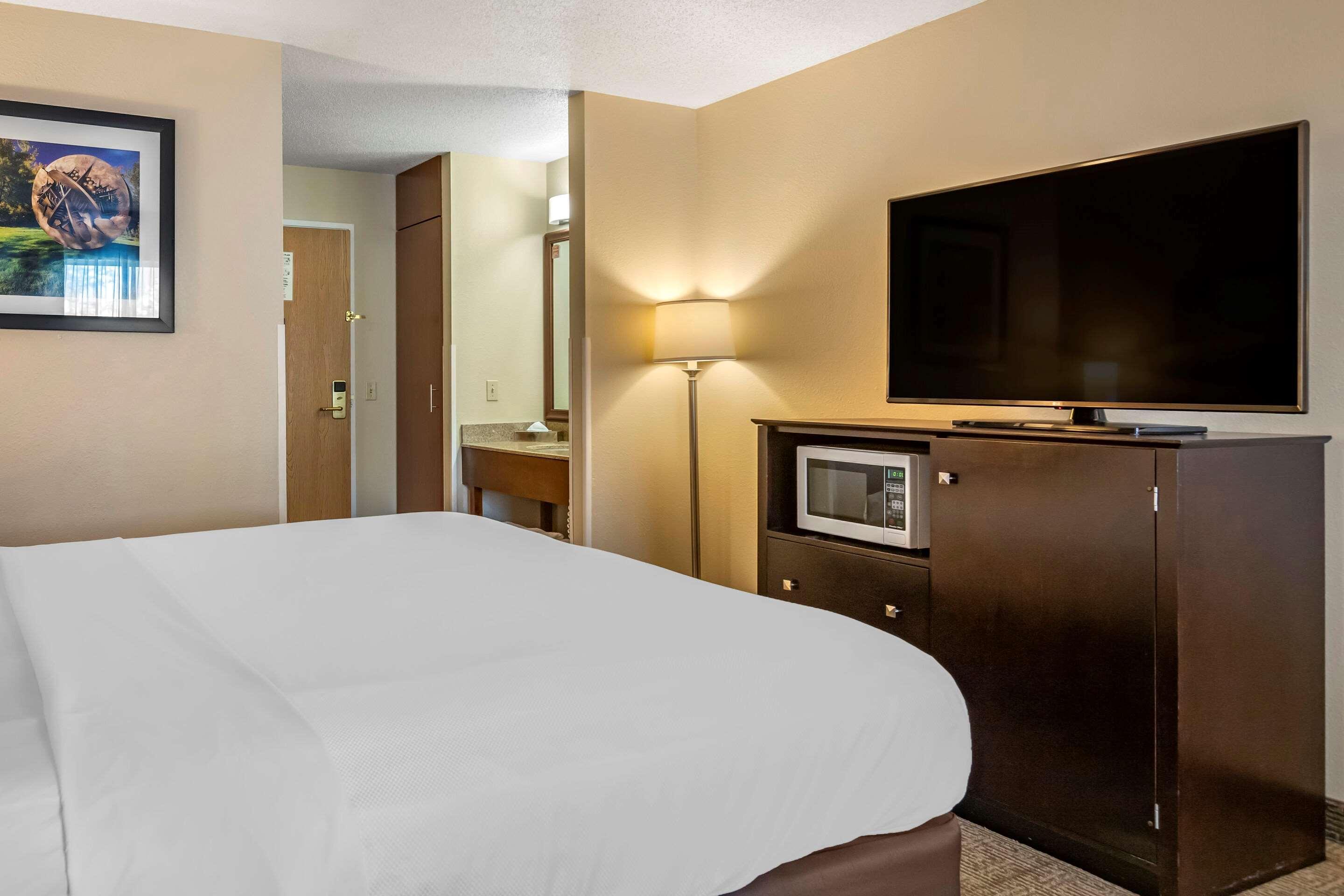 Paw Paw Comfort Inn & Suites מראה חיצוני תמונה