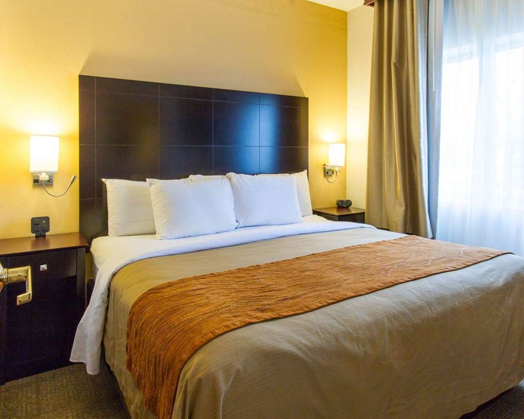 Paw Paw Comfort Inn & Suites חדר תמונה